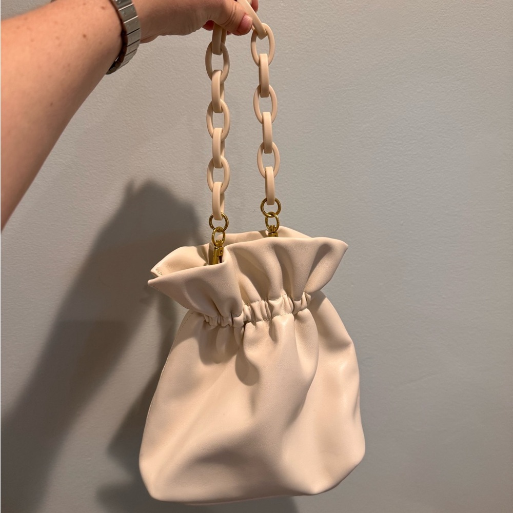 Cream Aqua bucket bag